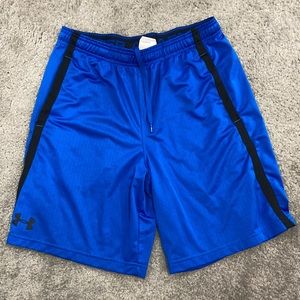 Mens athletic shorts